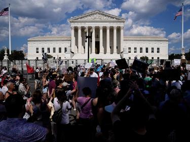 Abortion rights supporters protest outside the U.S. Supreme Court the day after its ruling that overturned Roe v Wade, in Washington, D.C., June 25, 2022, photo by Elizabeth Frantz/Reuters
